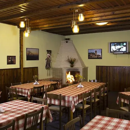 Pinokio Guest house *